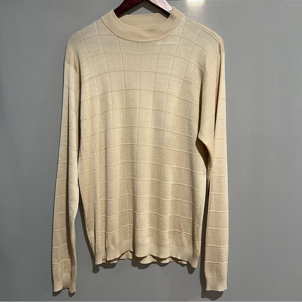 Bachrach Men's Beige Crewneck Sweater